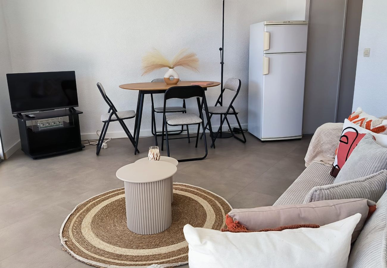 Appartement à Saint-Cyprien - Appart en rez de jardin avec Piscine en bord de plage
