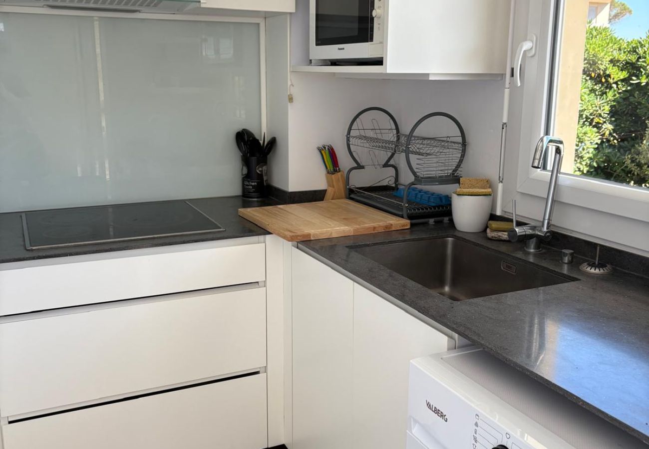 Appartement à Saint-Cyprien - Appart en rez de jardin avec Piscine en bord de plage