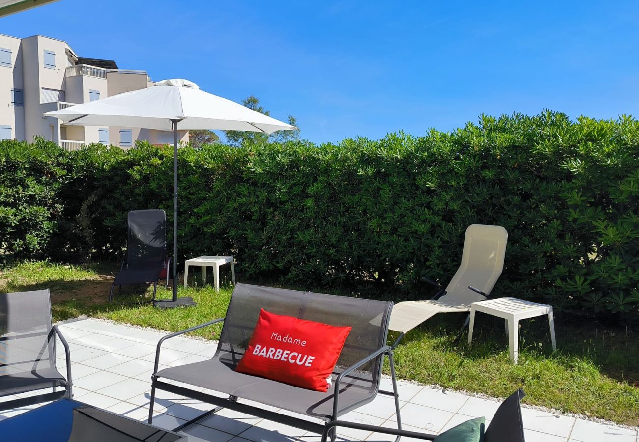 Appartement à Saint-Cyprien - Appart en rez de jardin avec Piscine en bord de plage