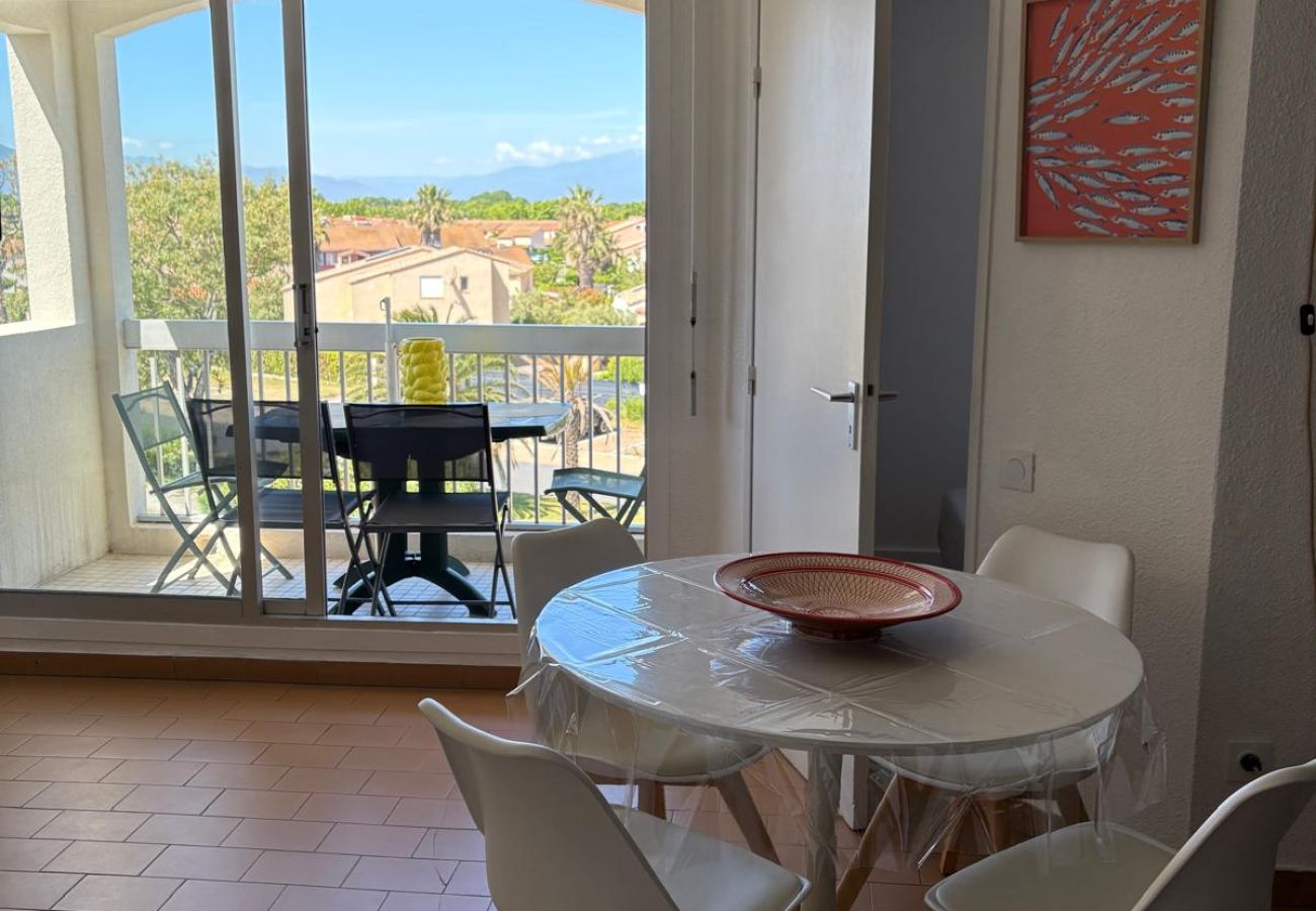Appartement à Saint-Cyprien - Cocon en bord de mer avec piscine