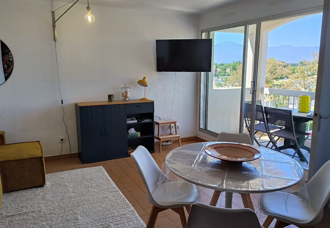 Appartement à Saint-Cyprien - Cocon en bord de mer avec piscine