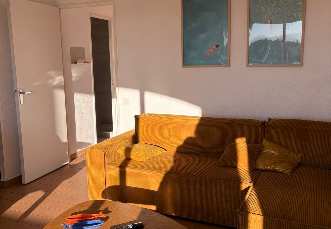 Appartement à Saint-Cyprien - St Cyprien cocon en bord de mer avec piscine