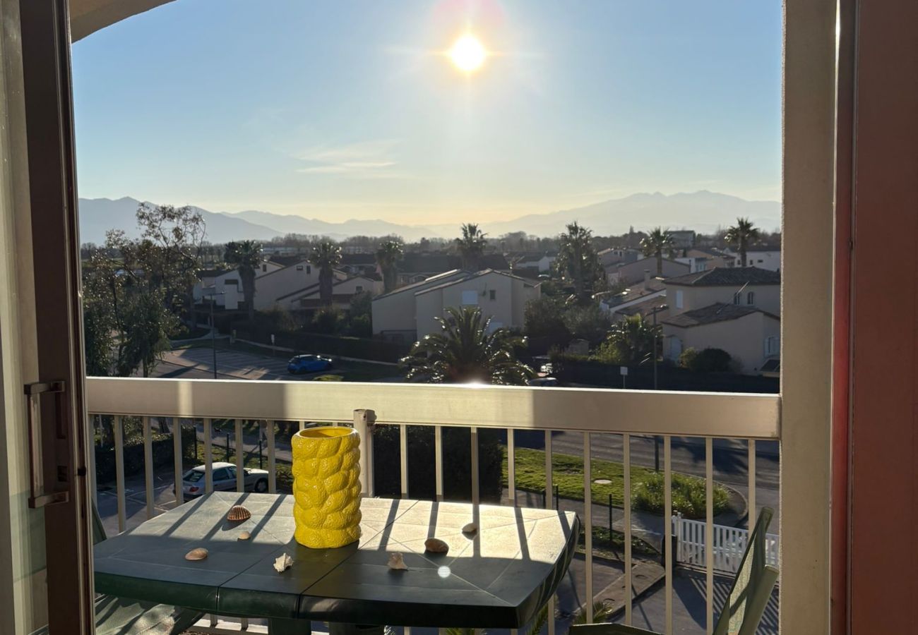 Appartement à Saint-Cyprien - St Cyprien cocon en bord de mer avec piscine