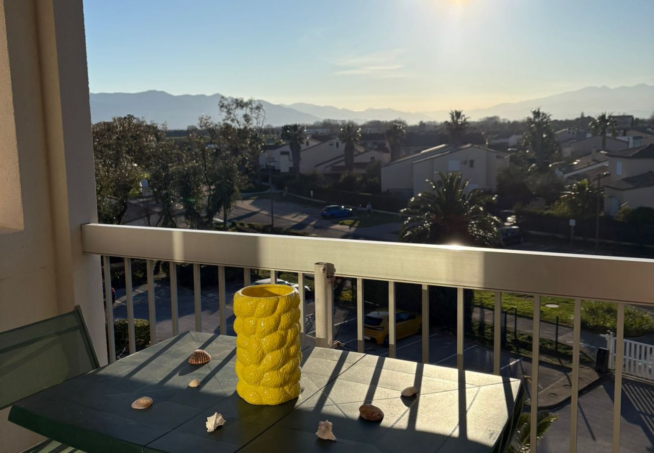 Appartement à Saint-Cyprien - St Cyprien cocon en bord de mer avec piscine