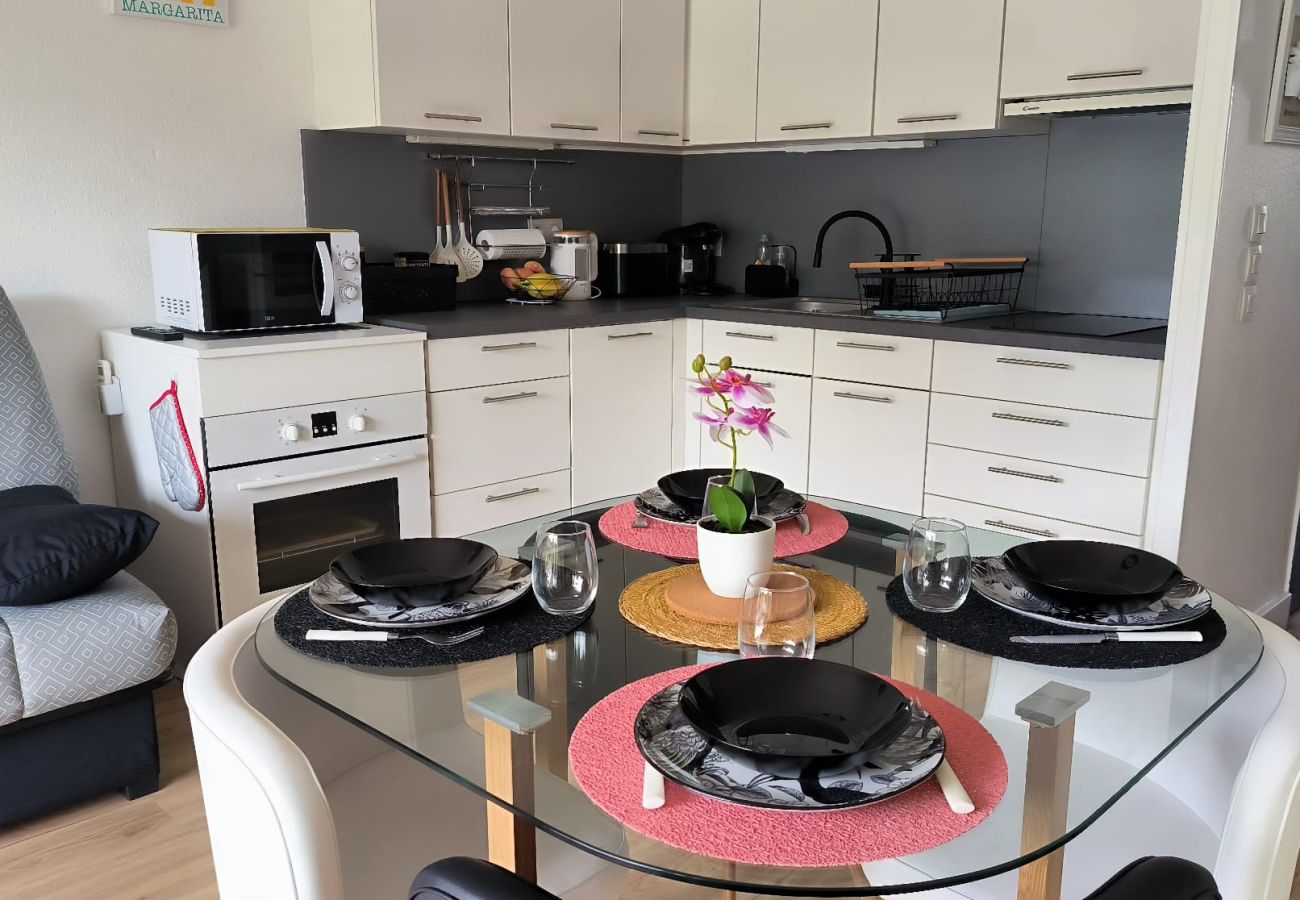 Appartement à Saint-Cyprien - St Cyprien moderne et lumineux rez de jardin  
