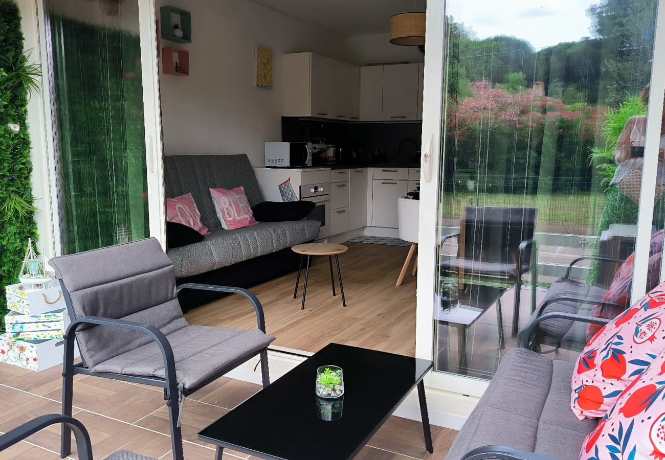 Appartement à Saint-Cyprien - St Cyprien moderne et lumineux rez de jardin  
