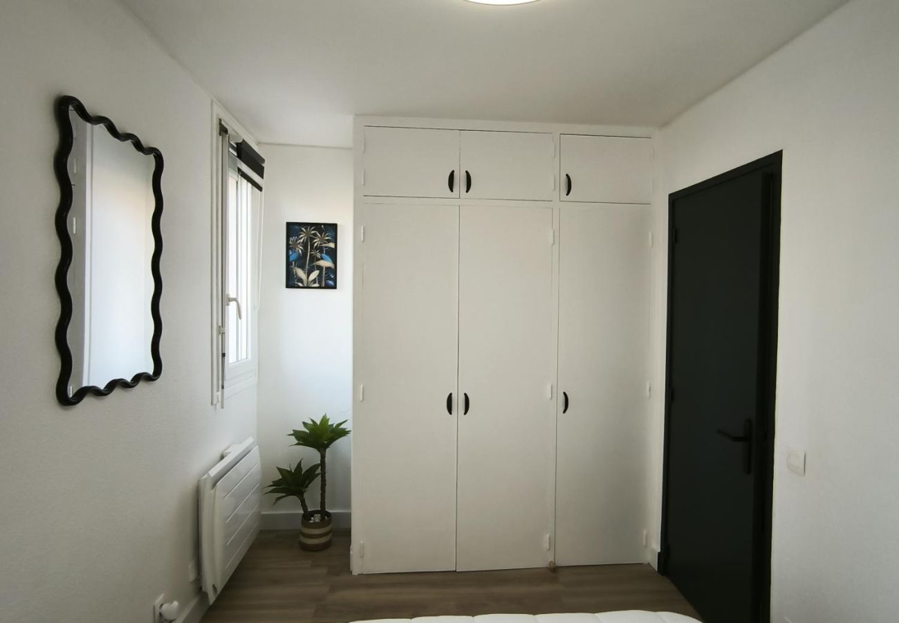 Appartement à Saint-Cyprien - St Cyprien moderne et lumineux rez de jardin  