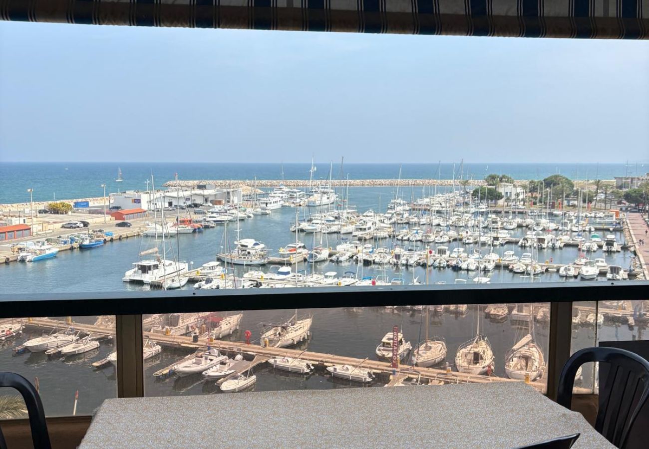 Appartement à Saint-Cyprien - Appart modernisé vue mer ambiance Marine 