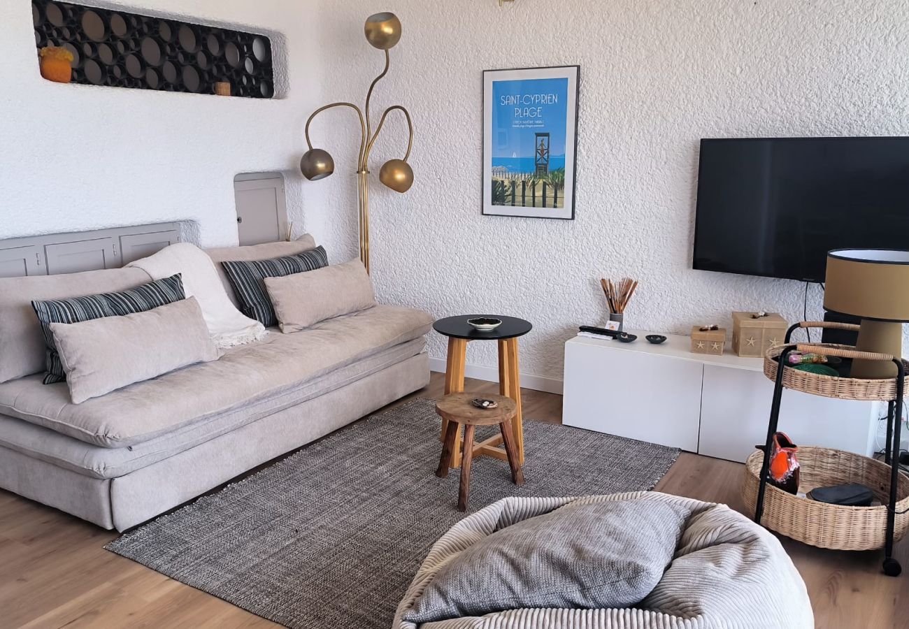 Appartement à Saint-Cyprien - Appart modernisé vue mer ambiance Marine 