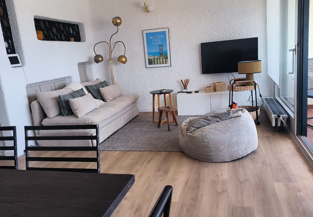 Appartement à Saint-Cyprien - Appart modernisé vue mer ambiance Marine 