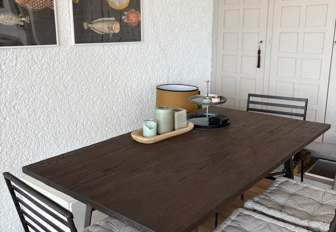 Appartement à Saint-Cyprien - Appart modernisé vue mer ambiance Marine 