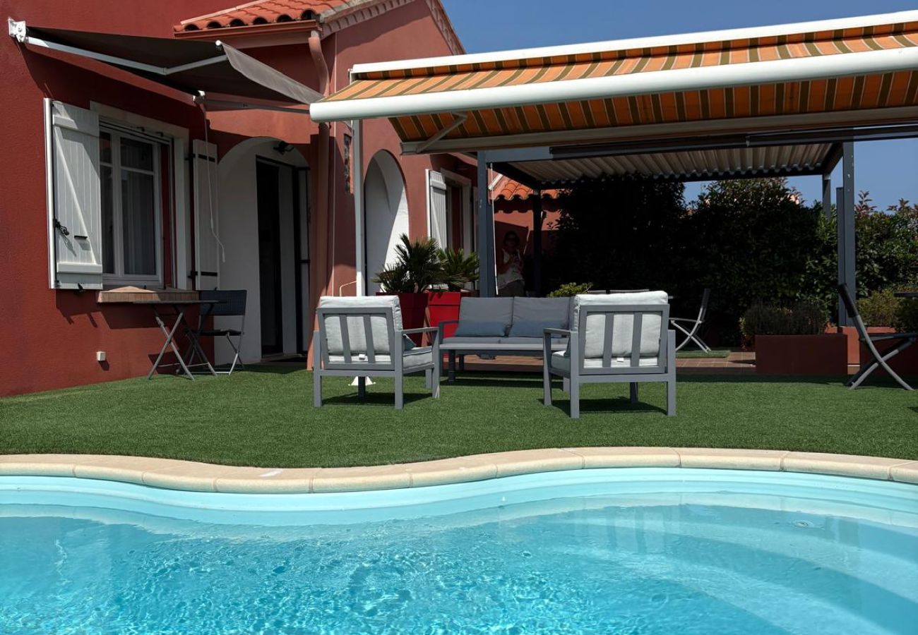 Maison à Saint-Cyprien - St Cyprien plage grande maison avec piscine