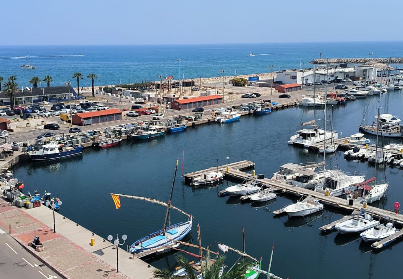 Appartement à Saint-Cyprien - Vue mer et port, 6eme étage Magnifique ! 
