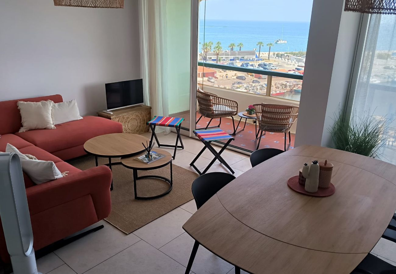 Appartement à Saint-Cyprien - Vue mer et port, 6eme étage Magnifique ! 