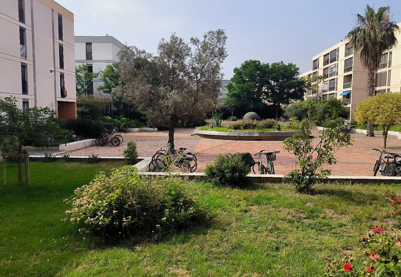 Appartement à Saint-Cyprien - St Cyprien appartement lumineux proche plage
