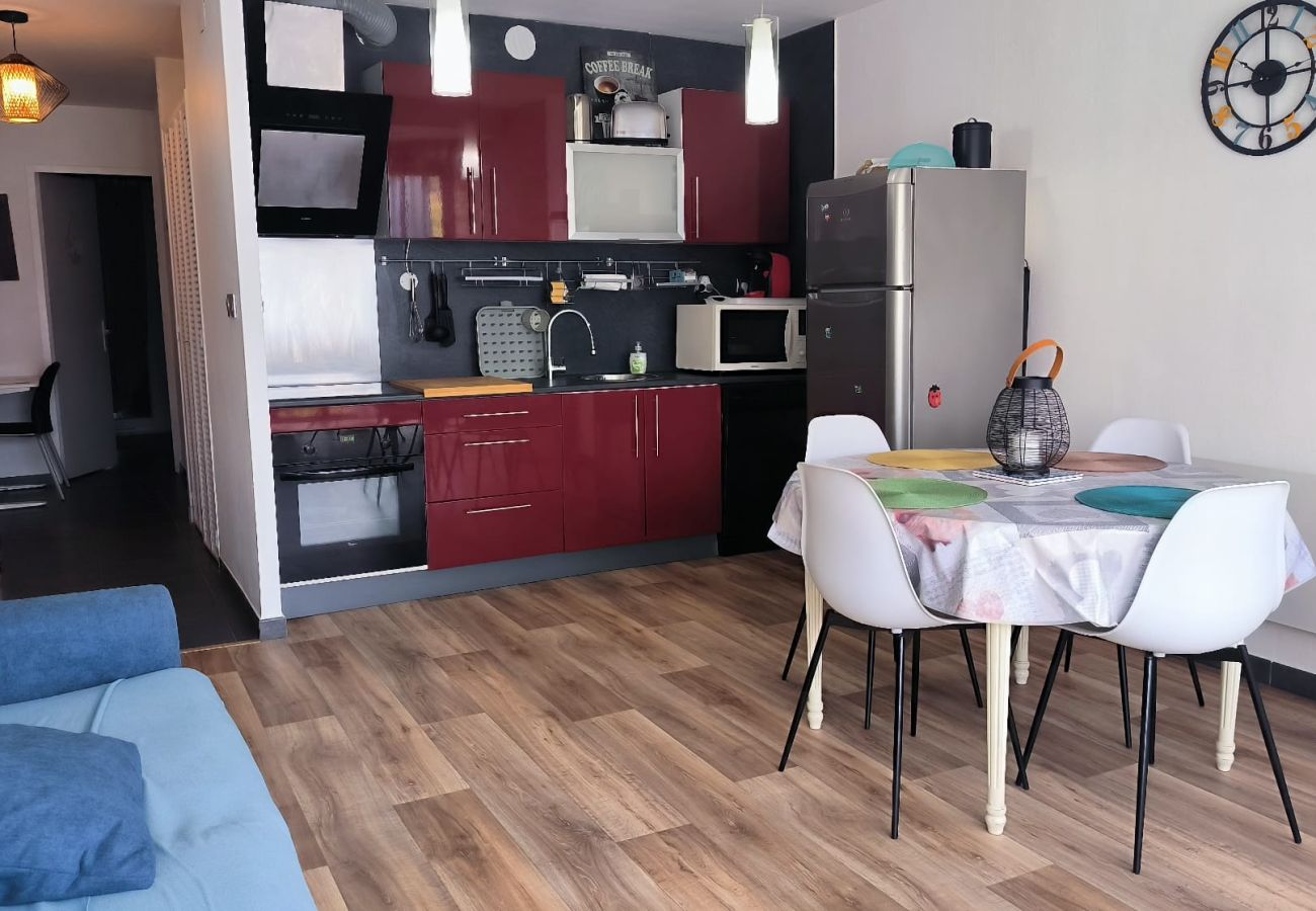 Appartement à Saint-Cyprien - St Cyprien appartement lumineux proche plage