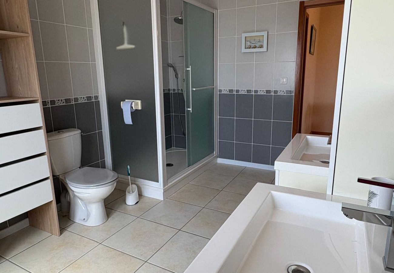 Villa à Saint-Cyprien - 🌴 Villa avec piscine à 6 min du port – Saint-Cyprien