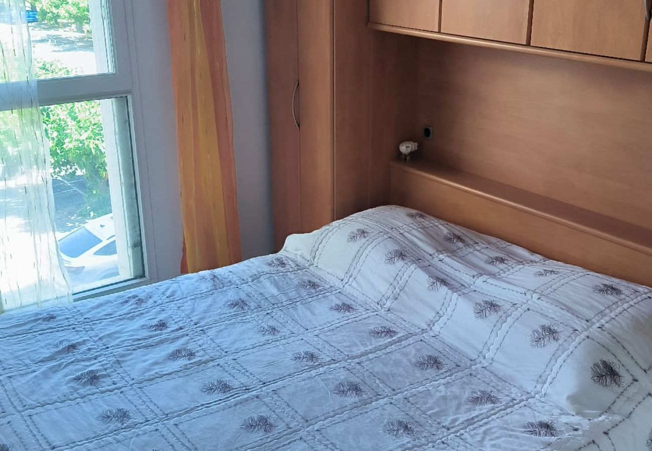 Appartement à Saint-Cyprien - Terrasse XXL pour cet appart au port de St Cyprien 