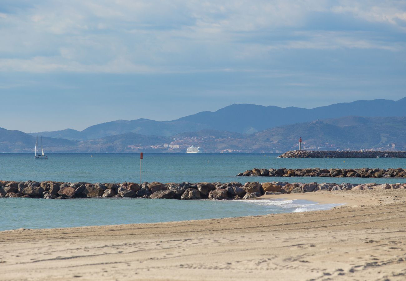 Appartement à Saint-Cyprien - St Cyprien moderne, climatisé au top pour vos vacances