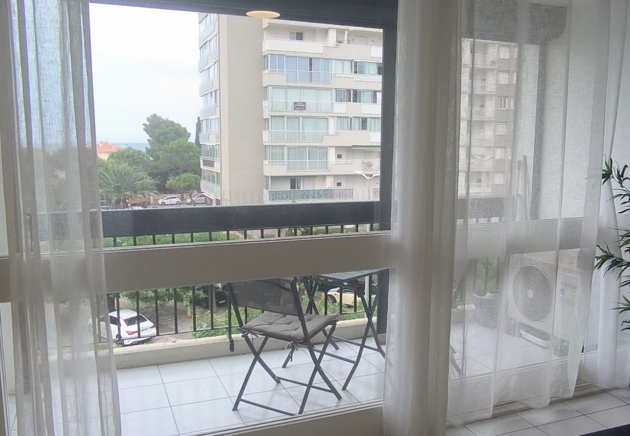 Appartement à Saint-Cyprien - St Cyprien appart cosy à deux pas du port vue mer