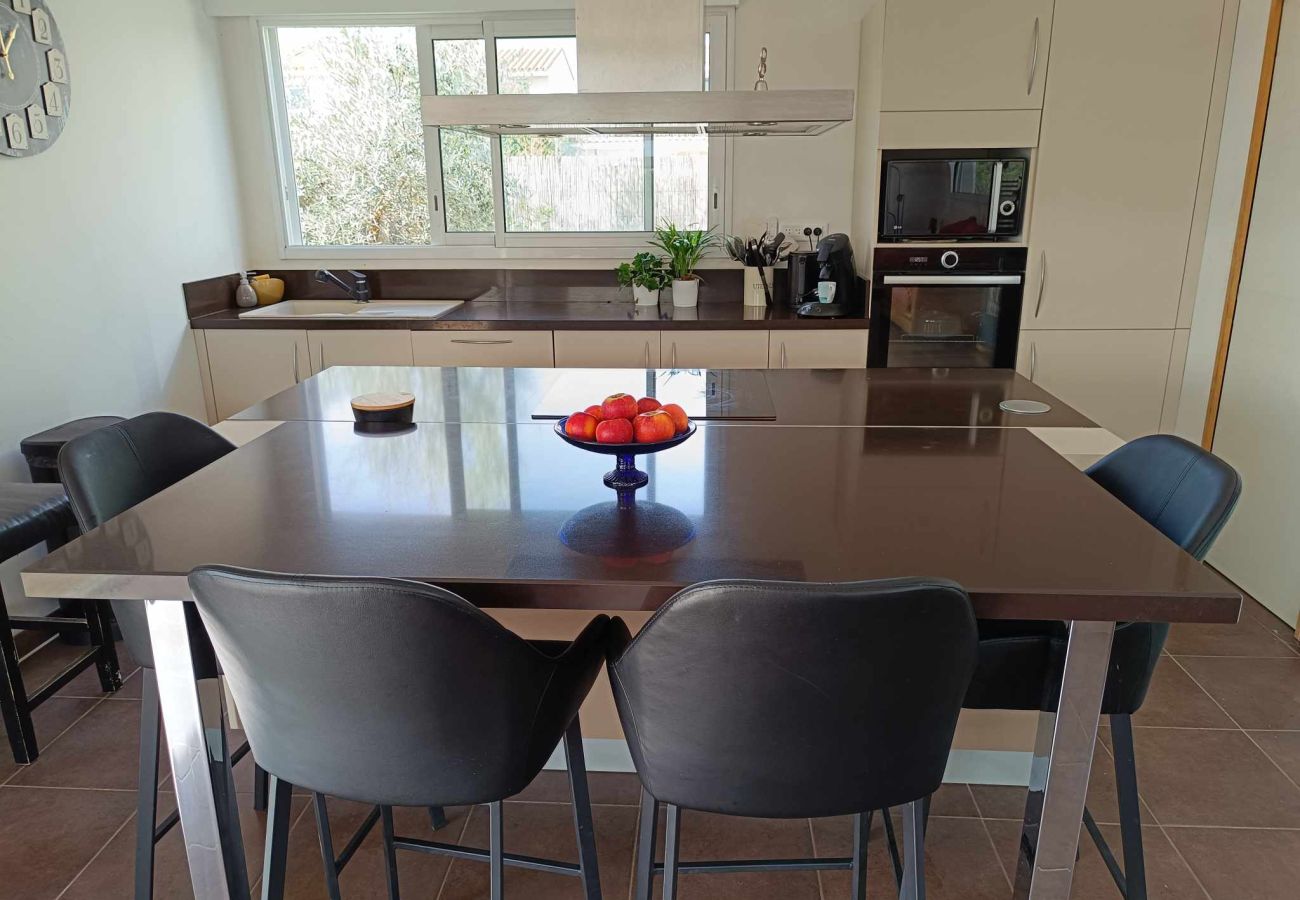 Villa à Saint-Cyprien - St Cyprien superbe villa 4 chambres et piscine