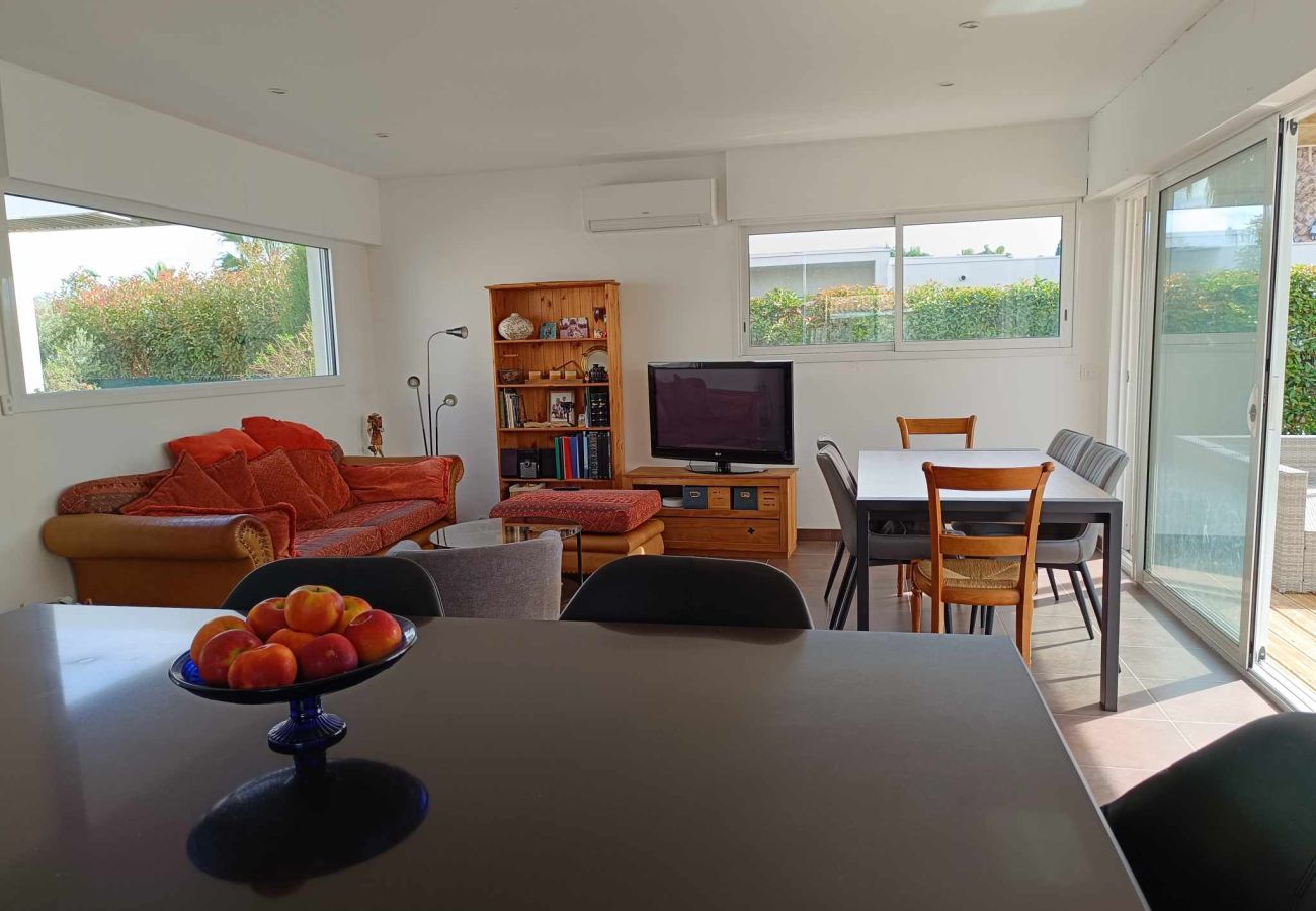 Villa à Saint-Cyprien - St Cyprien superbe villa 4 chambres et piscine