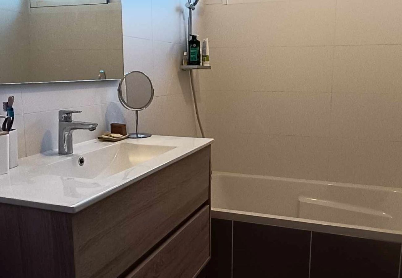 Villa à Saint-Cyprien - St Cyprien superbe villa 4 chambres et piscine