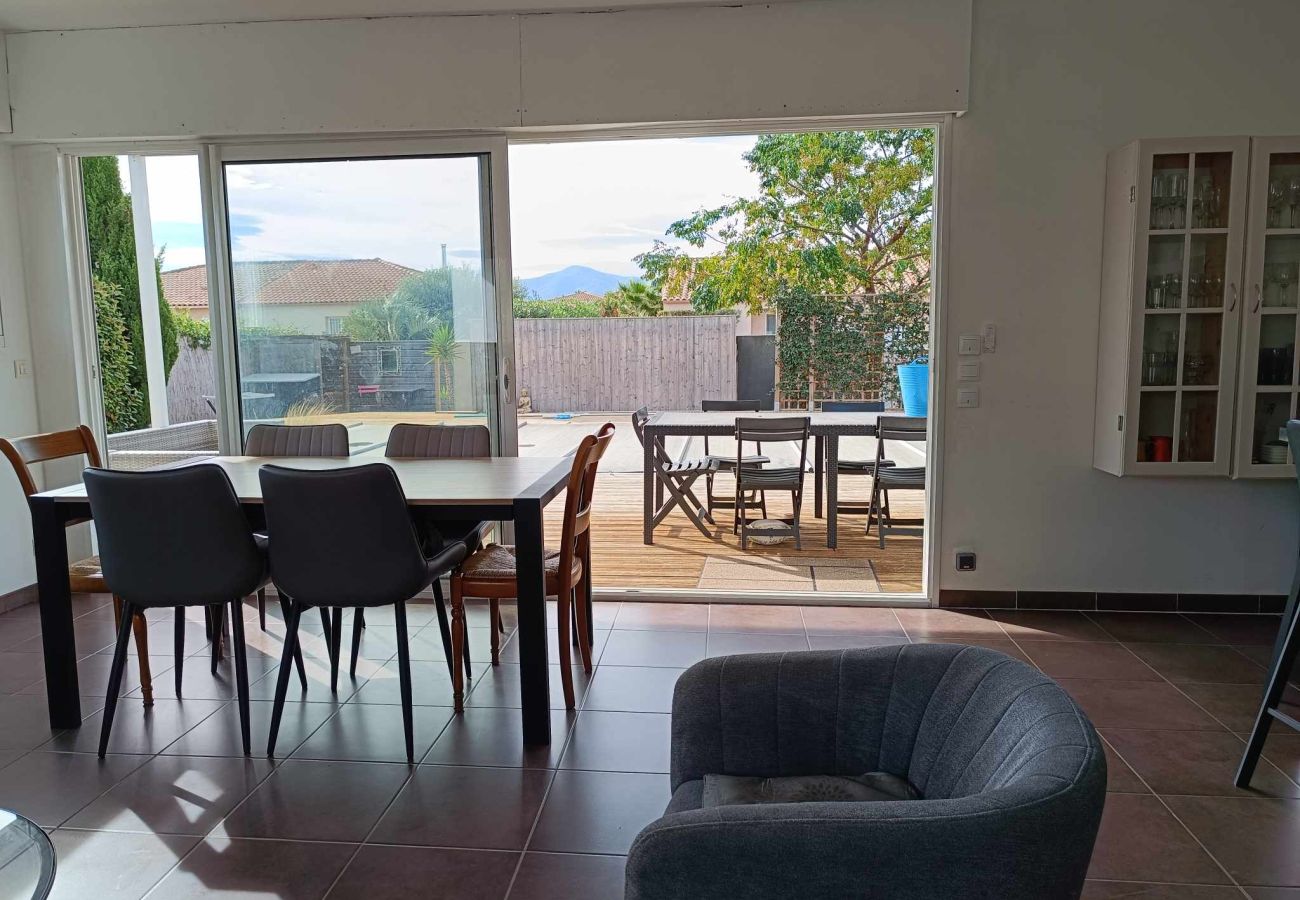 Villa à Saint-Cyprien - St Cyprien superbe villa 4 chambres et piscine