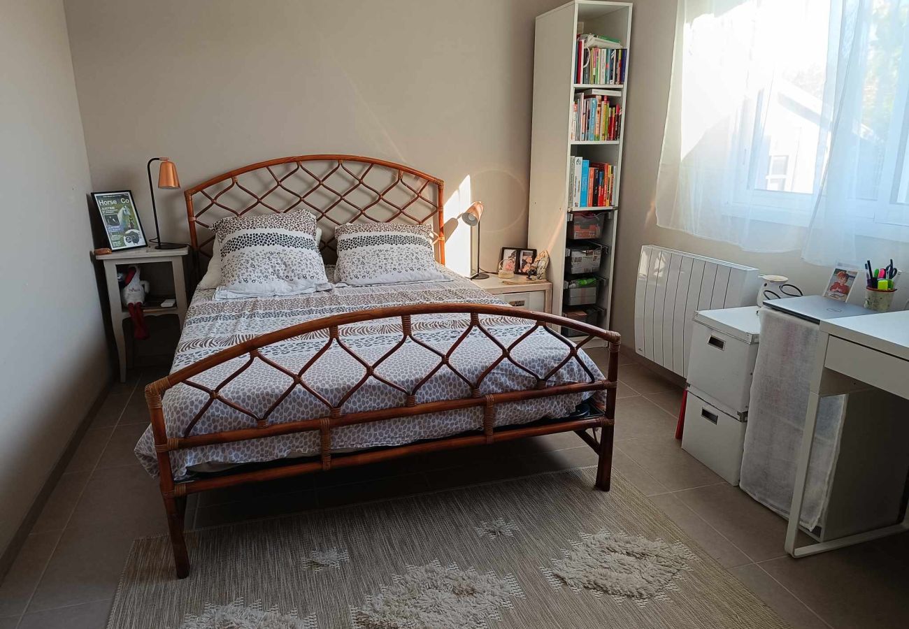 Villa à Saint-Cyprien - St Cyprien superbe villa 4 chambres et piscine