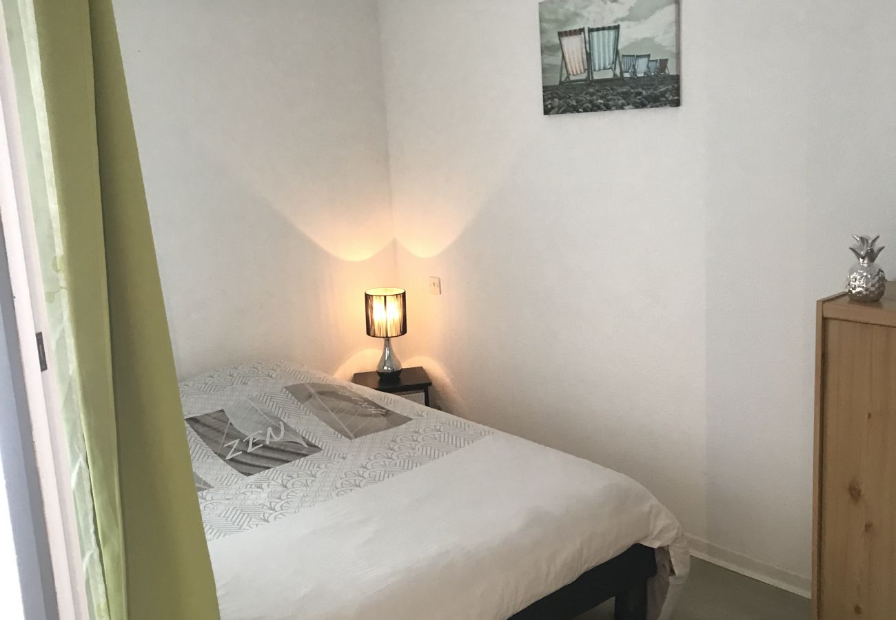 Appartement à Saint-Cyprien - St Cyprien bel appartement rez de jardin en résidence