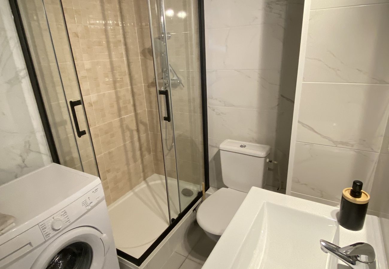 Appartement à Saint-Cyprien - St Cyprien bel appartement rez de jardin en résidence