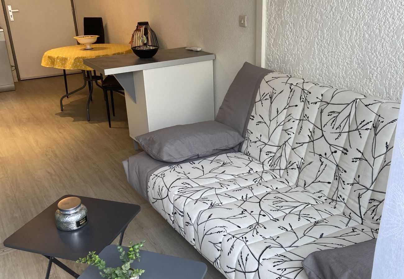 Appartement à Saint-Cyprien - St Cyprien bel appartement rez de jardin en résidence