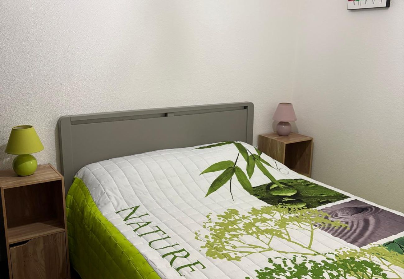 Appartement à Saint-Cyprien - St Cyprien Bel appartement vue sur la mer 