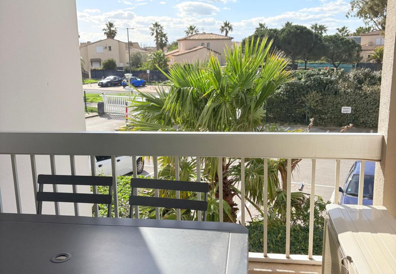 Appartement à Saint-Cyprien - St Cyprien appartement les pieds dans l'eau