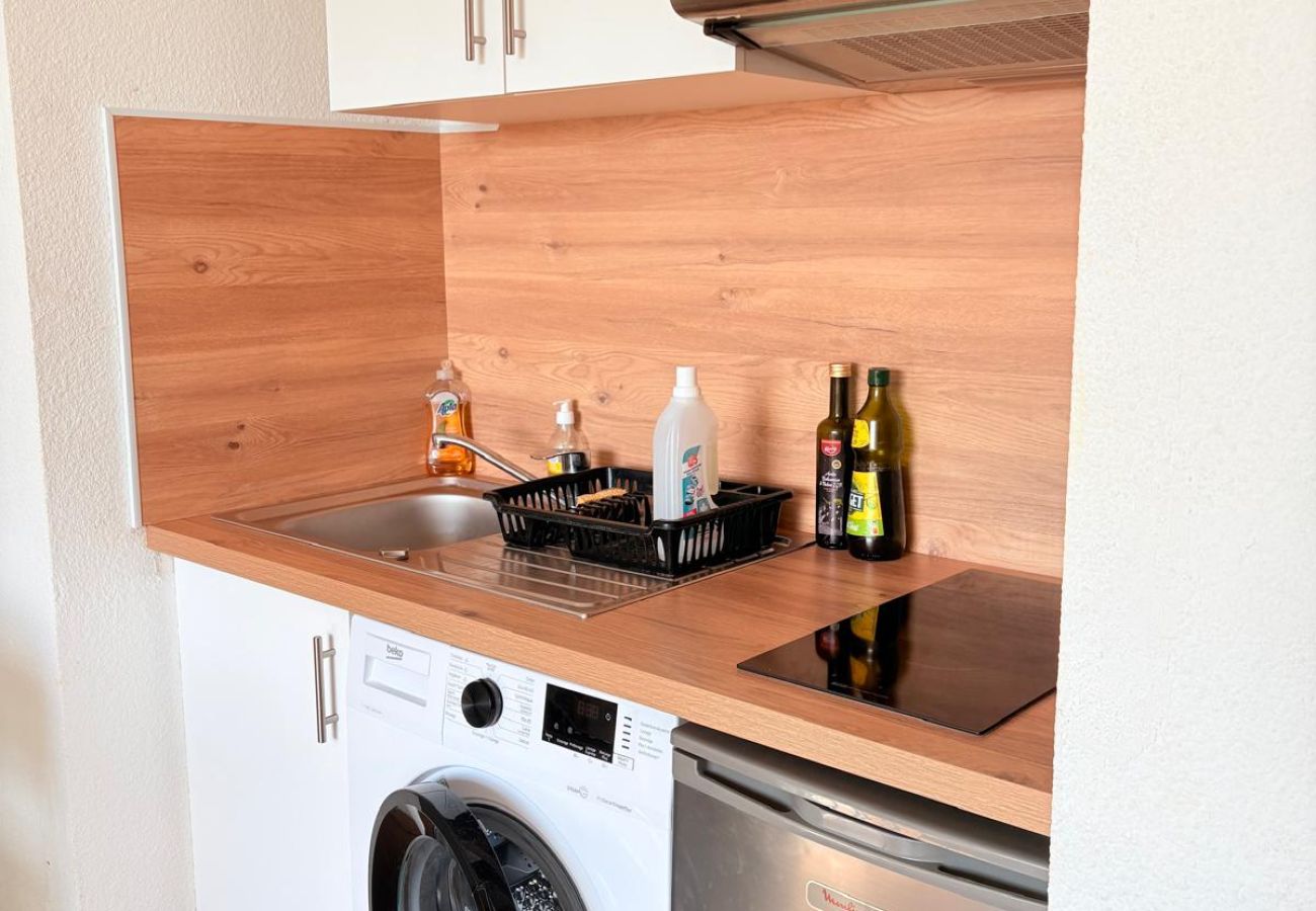 Appartement à Saint-Cyprien - St Cyprien appartement les pieds dans l'eau