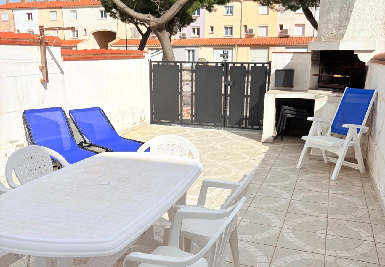 Maison à Saint-Cyprien - St Cyprien maison grand terrasse proche plage