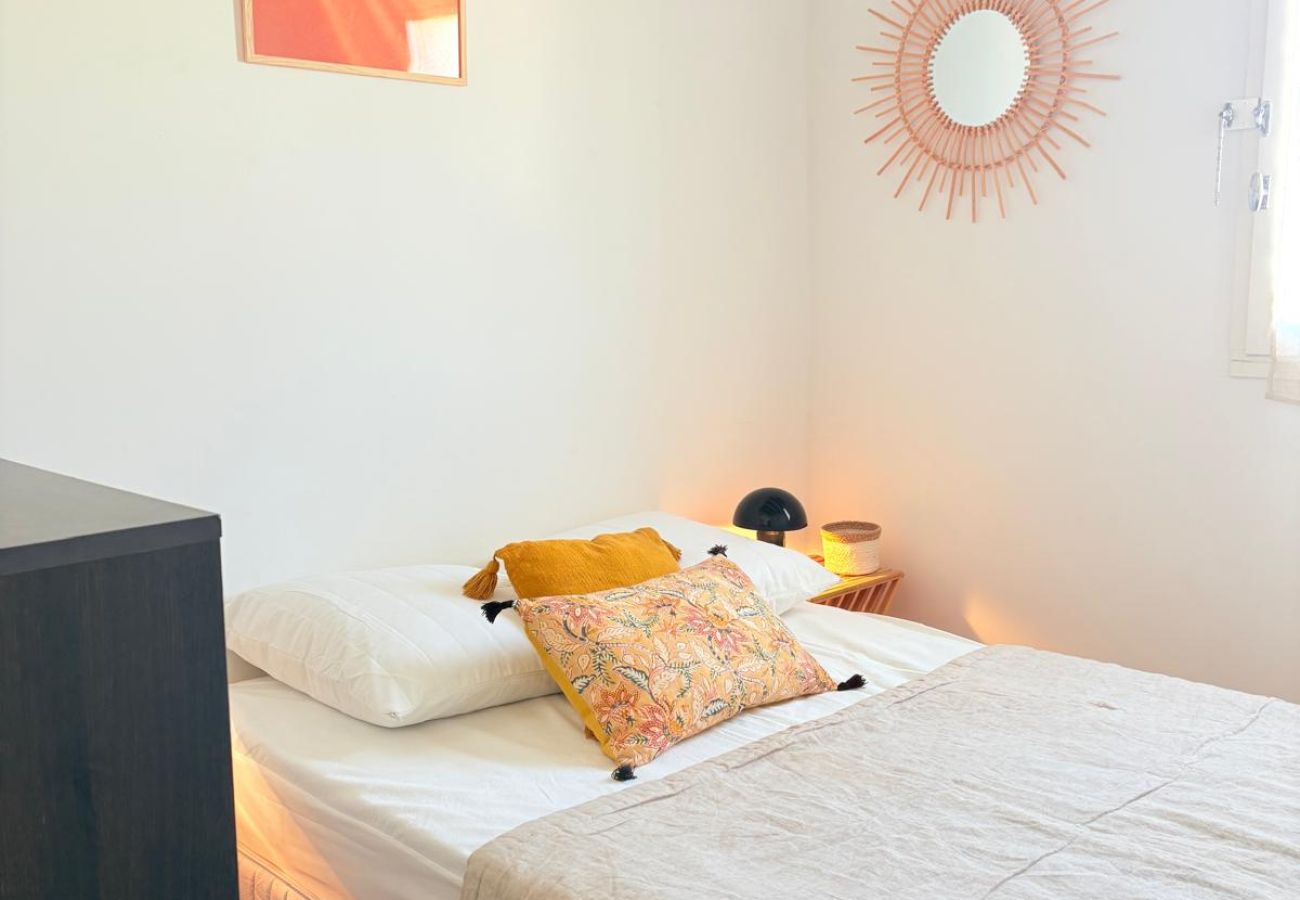 Appartement à Saint-Cyprien - St Cyprien Paranthèse Marine ensoleillée
