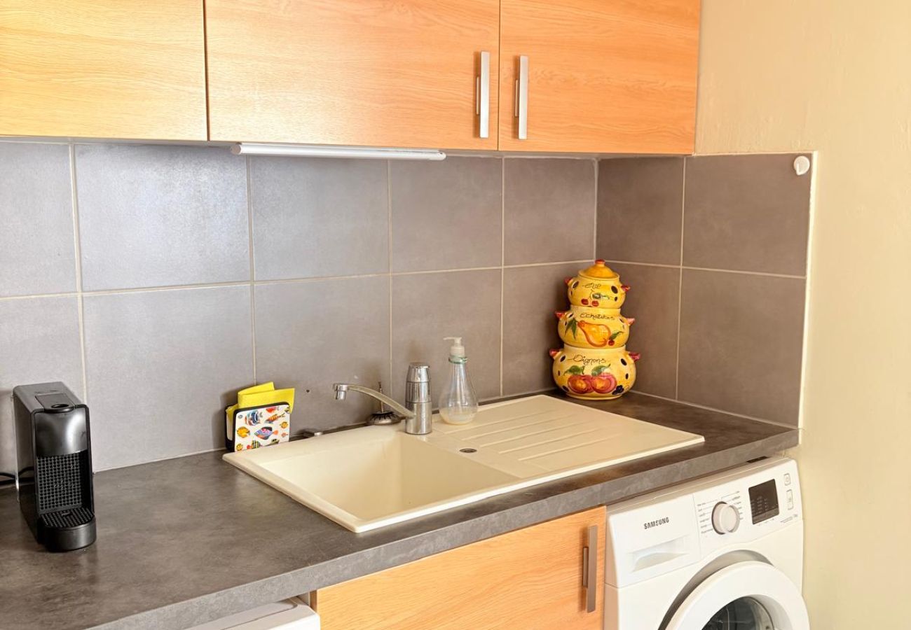 Appartement à Saint-Cyprien - St Cyprien 5 personnes proche port 