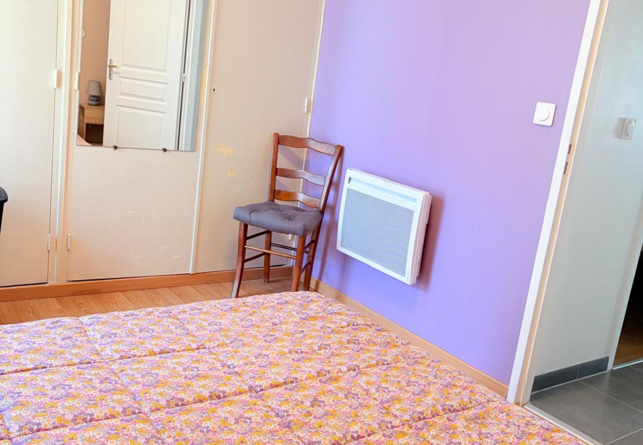 Appartement à Saint-Cyprien - St Cyprien 5 personnes proche port 