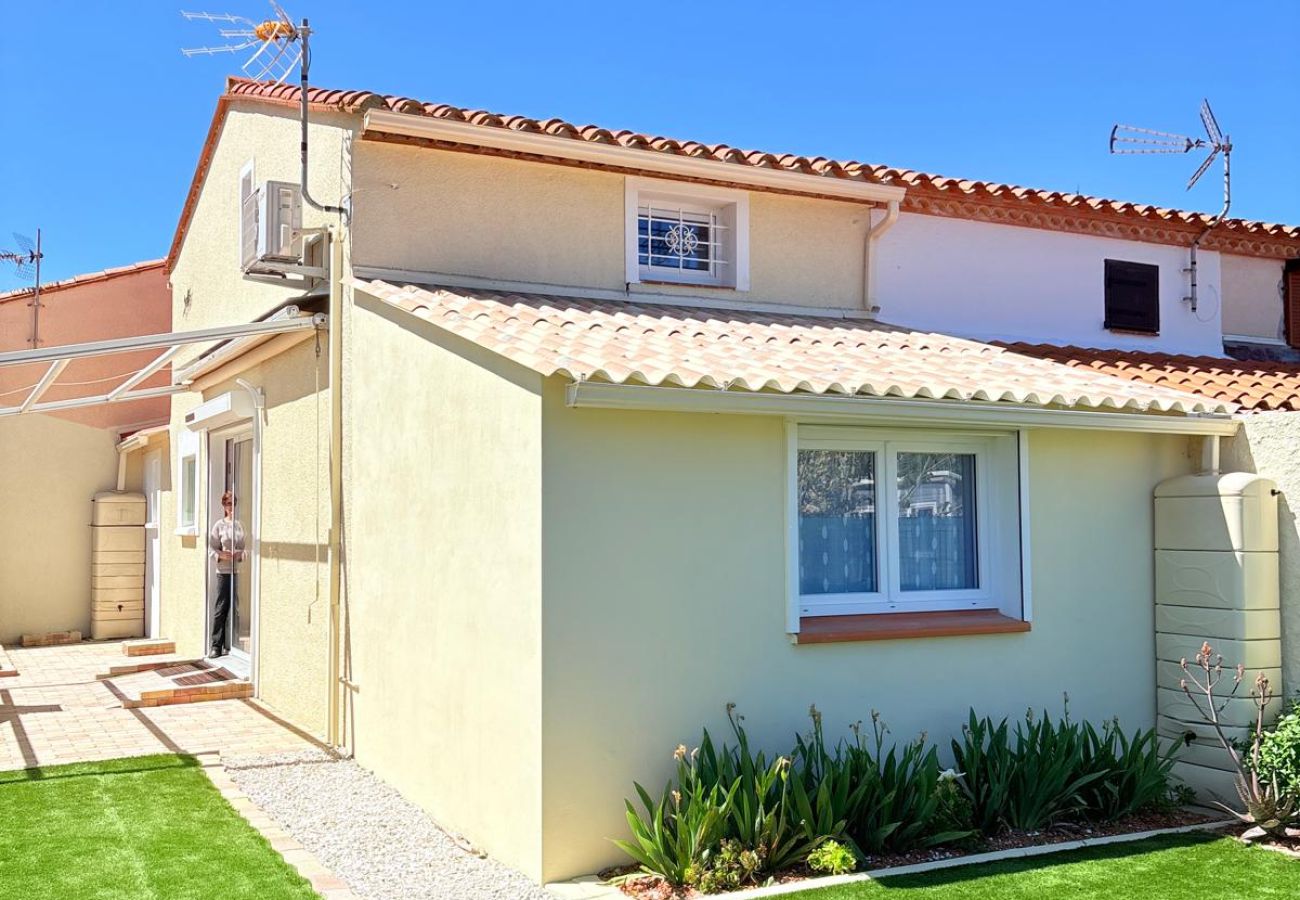 Maison à Saint-Cyprien - St Cyprien Douceur de vivre : jardin ensoleillé