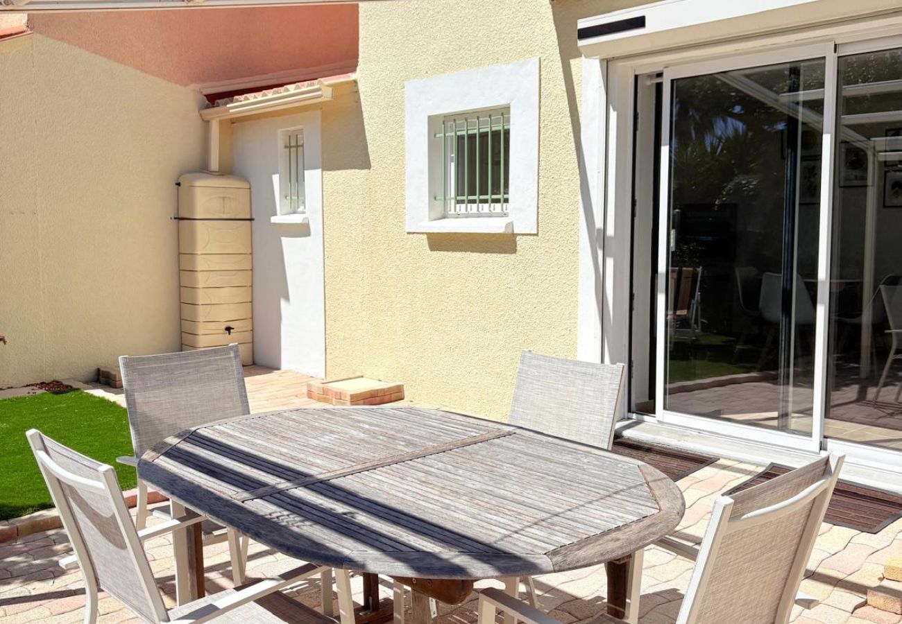 Maison à Saint-Cyprien - St Cyprien Douceur de vivre : jardin ensoleillé