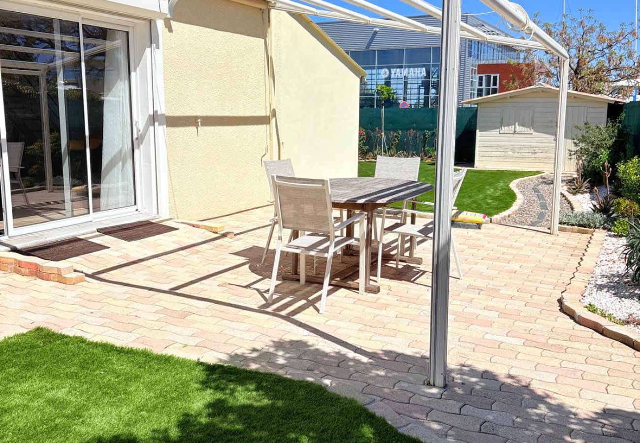 Maison à Saint-Cyprien - St Cyprien Douceur de vivre : jardin ensoleillé