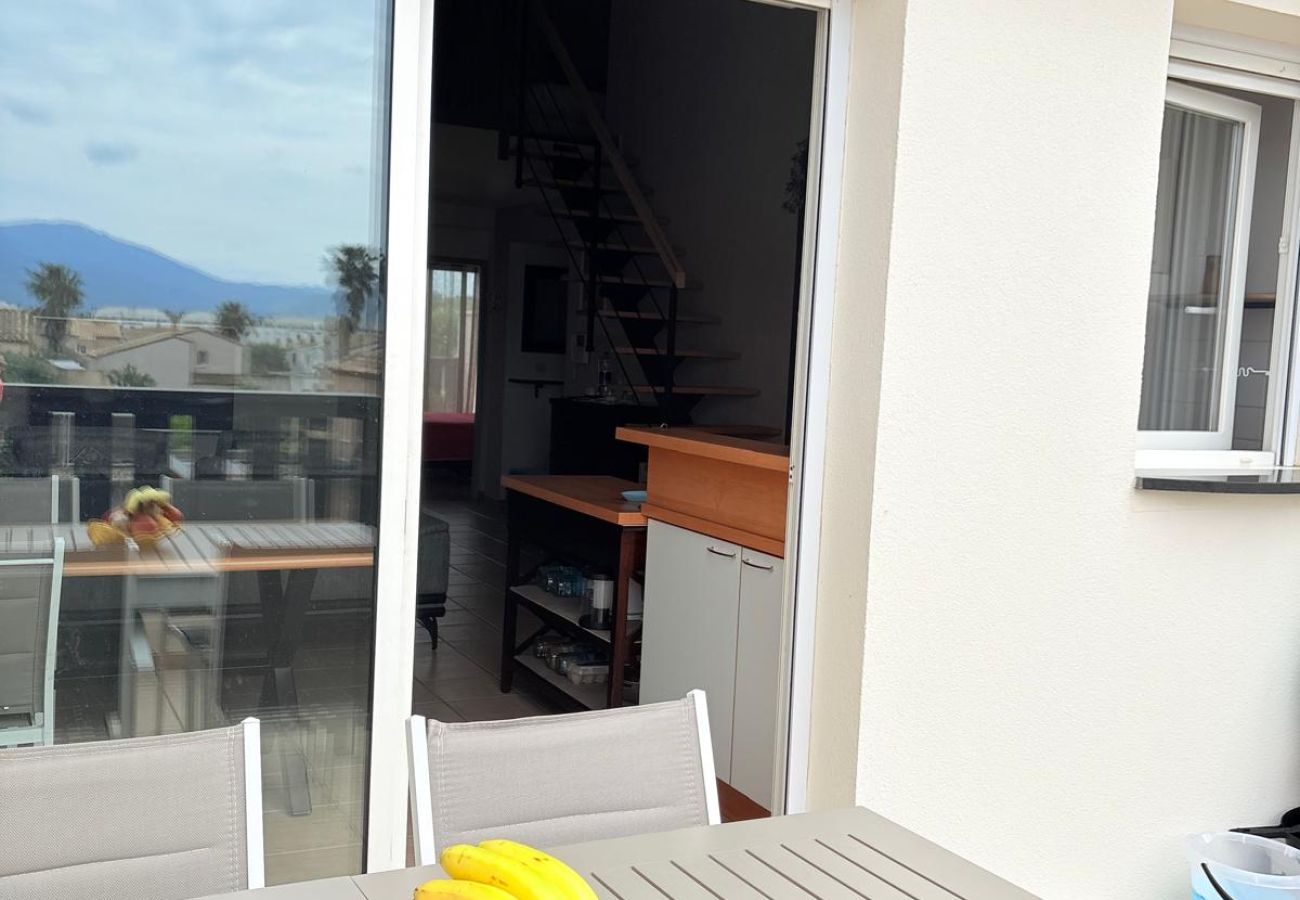 Appartement à Saint-Cyprien - St Cyprien duplex avec piscine 