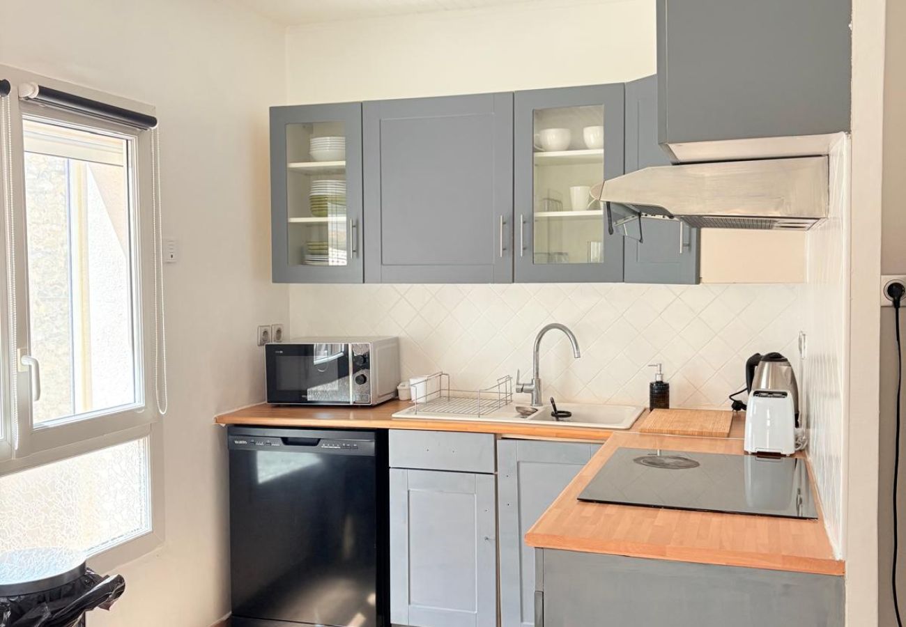 Maison à Saint-Cyprien - St Cyprien bel appartement au coeur du village clim et wifi