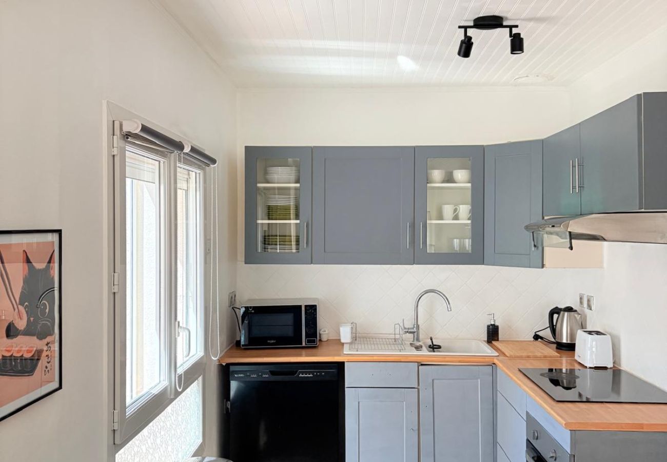 Maison à Saint-Cyprien - St Cyprien bel appartement au coeur du village clim et wifi