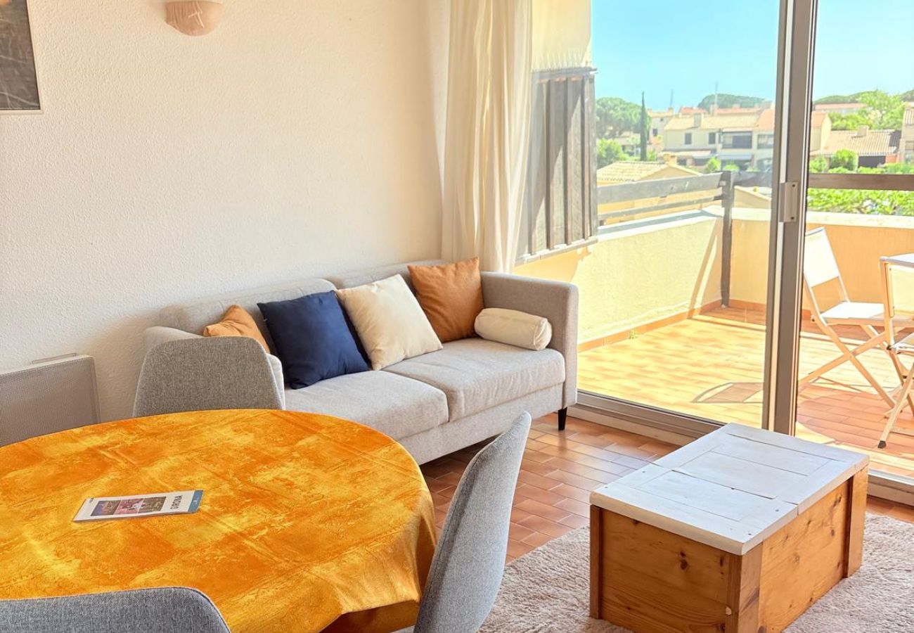 Appartement à Saint-Cyprien - St Cyprien superbe appartement lumineux grande terrasse
