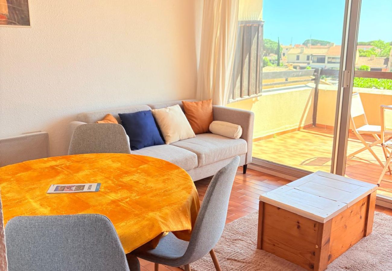Appartement à Saint-Cyprien - St Cyprien superbe appartement lumineux grande terrasse