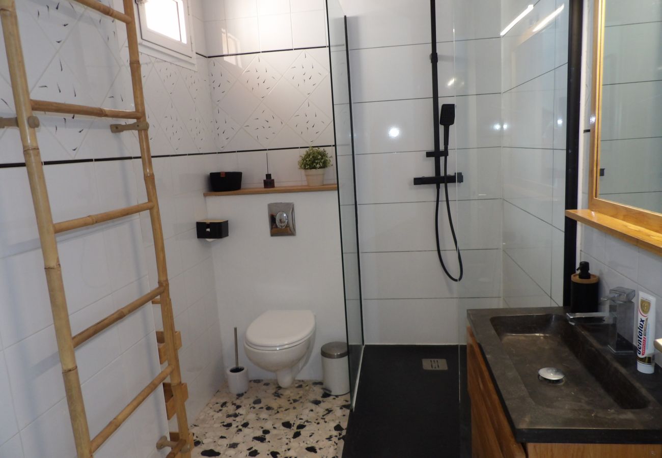 Villa à Saint-Cyprien - St Cyprien Zen et Boheme une piscine rien que pour vous