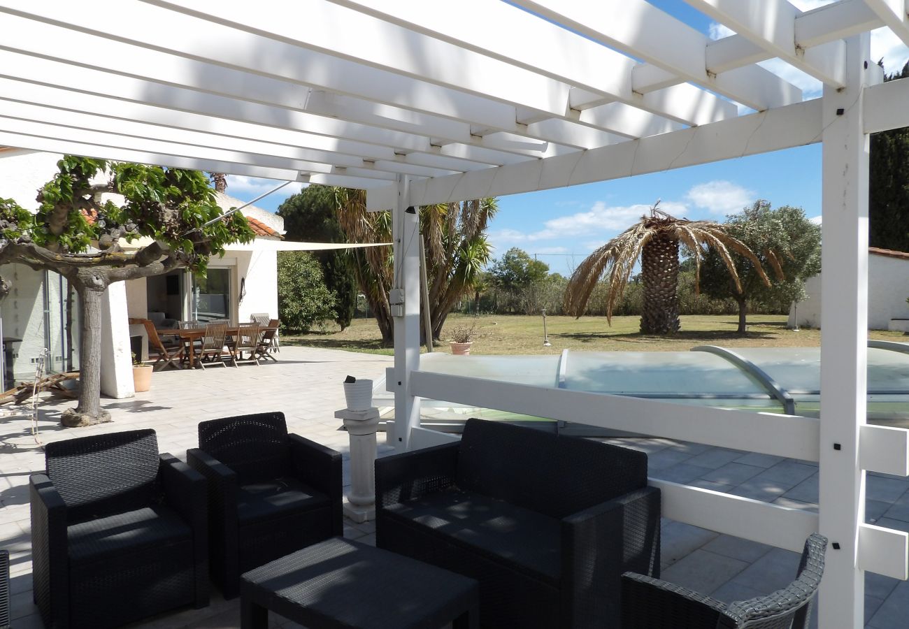 Villa à Saint-Cyprien - St Cyprien Zen et Boheme une piscine rien que pour vous