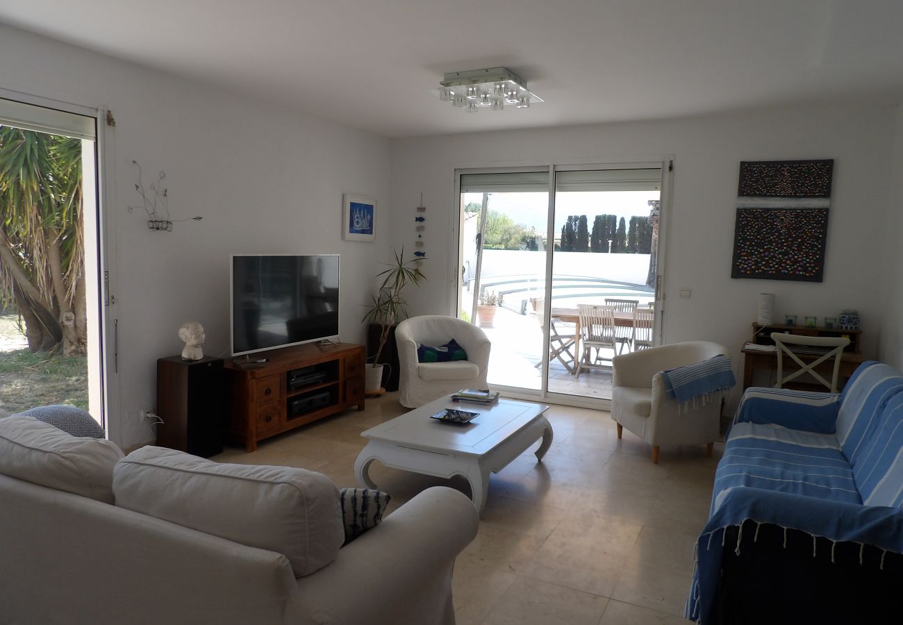 Villa à Saint-Cyprien - St Cyprien Zen et Boheme une piscine rien que pour vous